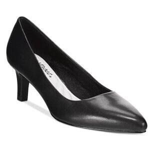 Easy Street Pointe Pumps (DOUBLE WIDE)